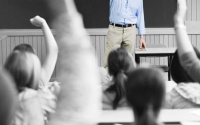 A férfi, aki túl sokat magyarázott – és akit egy mondat állított meg